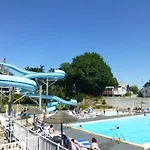 Camping 4 étoiles - Piscine - Ccaaeah *